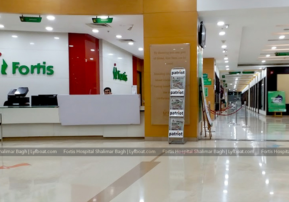Fortis Hospital, Shalimar Bagh — Building and Access