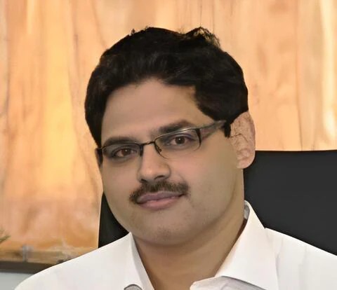 Dr. Ravish Kolwalkar